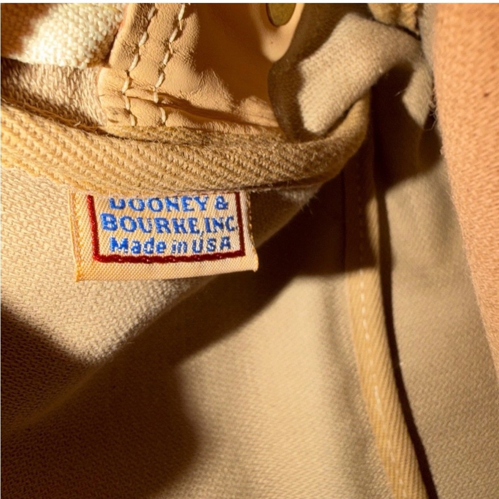 Dooney & Bourke Tan Y2K Vintage Crossbody Bag with Yellow Polka Dots - Picture 6 of 7